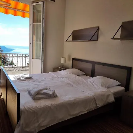 Buffet De La Gare Отель *