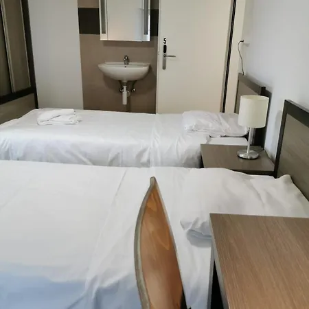 Buffet De La Gare Отель Монтрё