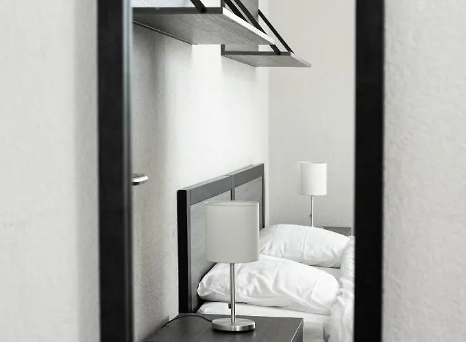 מלון Buffet De La Gare מונטרה