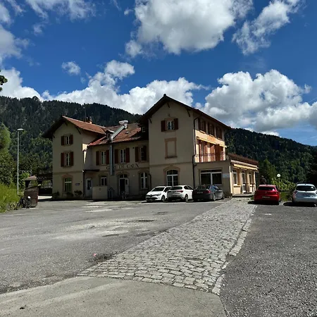Buffet De La Gare Hotel